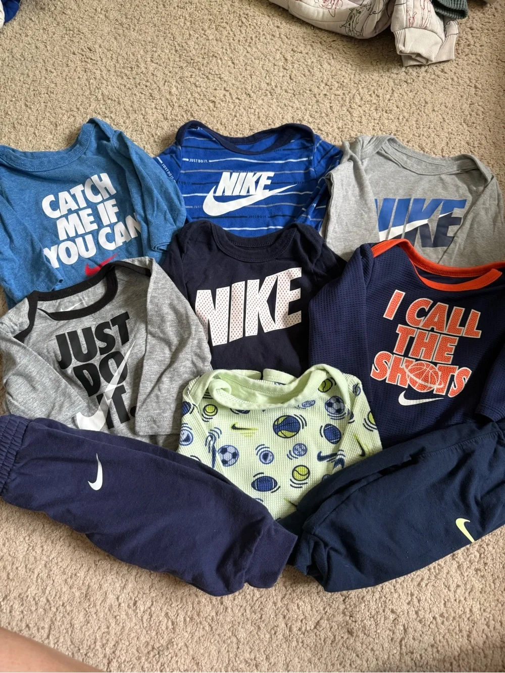 Nike long sleeve onsie bundle with pants Navy,grey and Royal Blue size 6 months